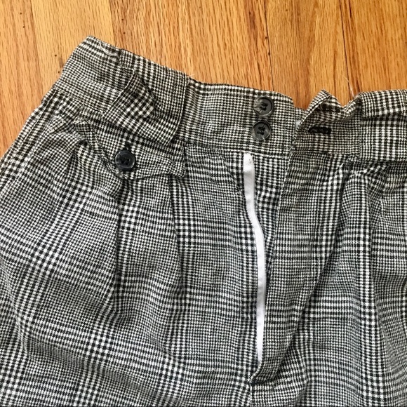 Bon Magique | High Waisted Shorts - Picture 2 of 7